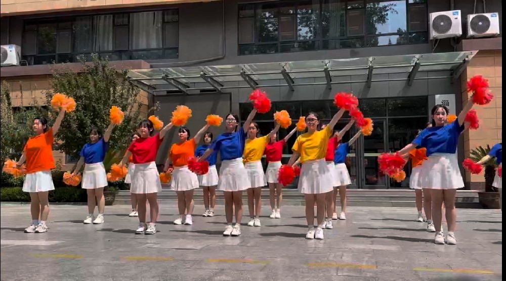 最美大课间：青春活力绽芳华